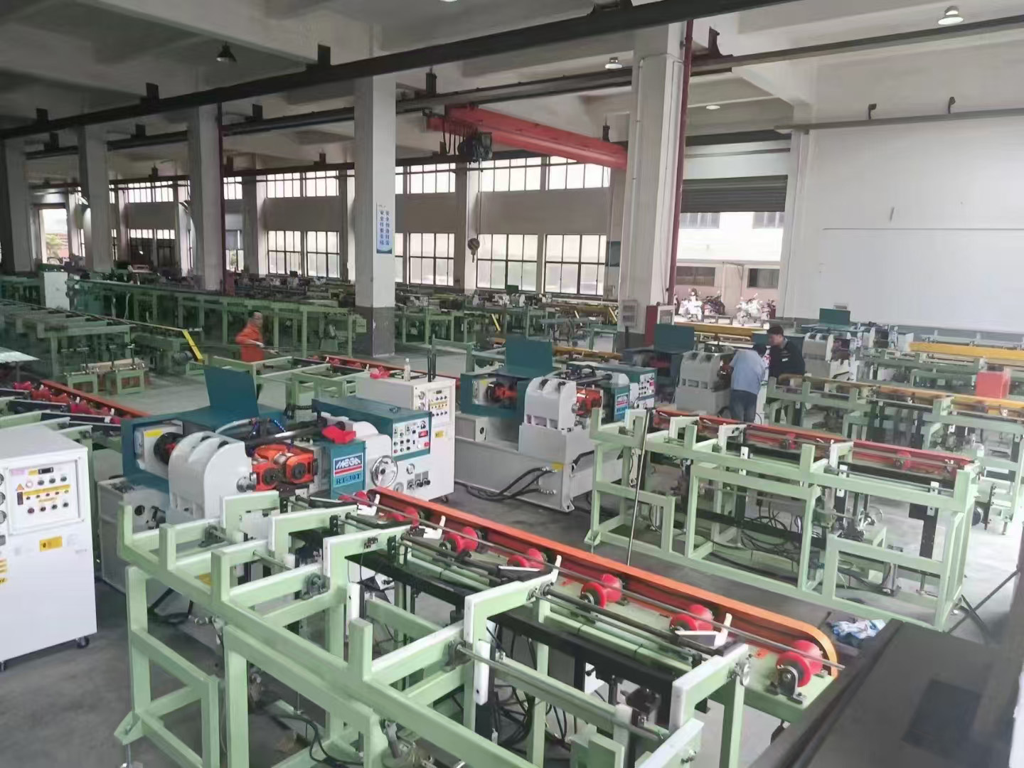 人生就是博中国区五金机械实拍